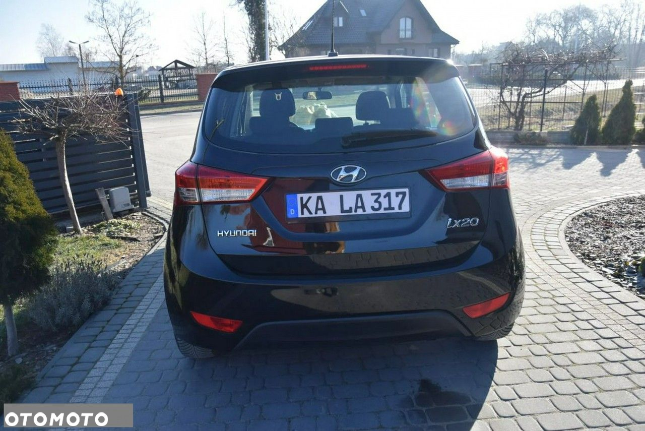 Hyundai ix20 1.4 Classic - 11