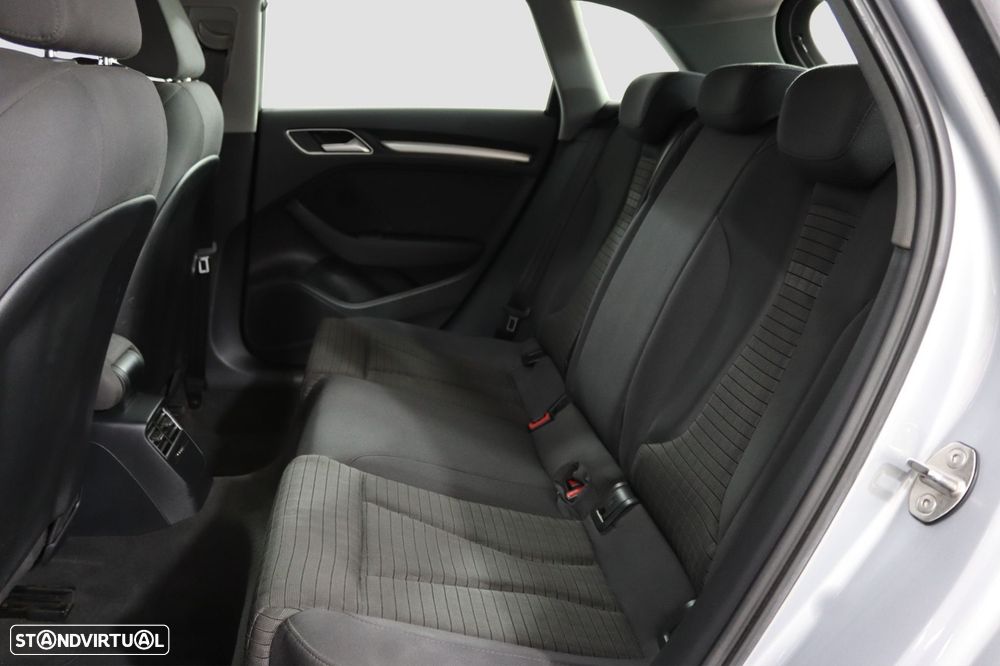 Audi A3 Sportback 1.6 TDI Sport - 16