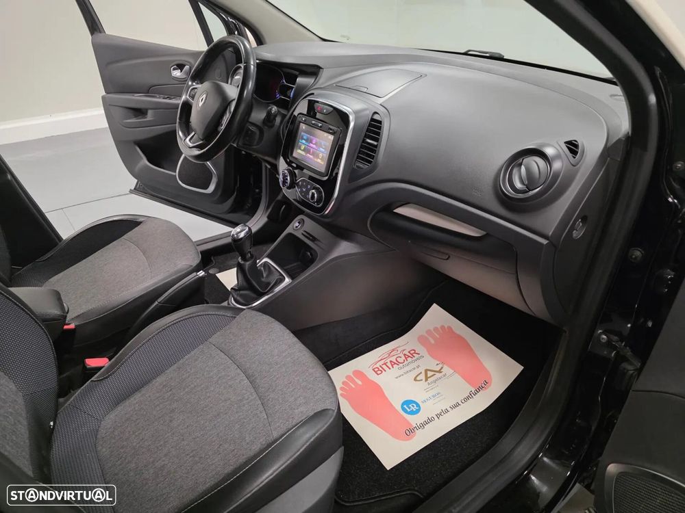 Renault Captur - 23