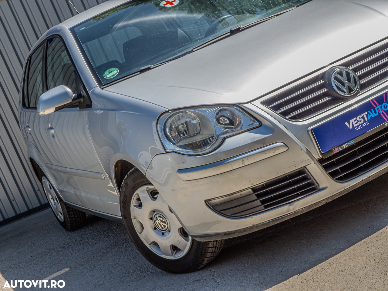 Volkswagen Polo 1.2 Attractive - 11