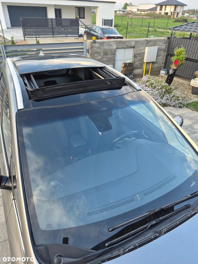 Kia Carens 1.7 CRDi 115 Dream Team Edition - 23