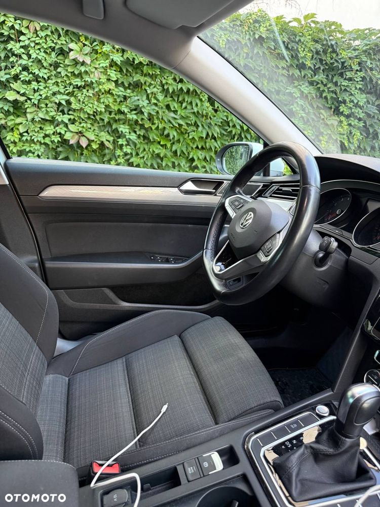 Volkswagen Passat 2.0 TSI Business DSG - 13
