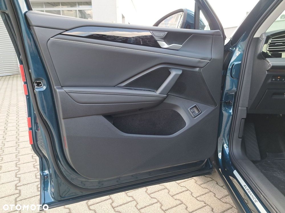 Volkswagen Tiguan - 11