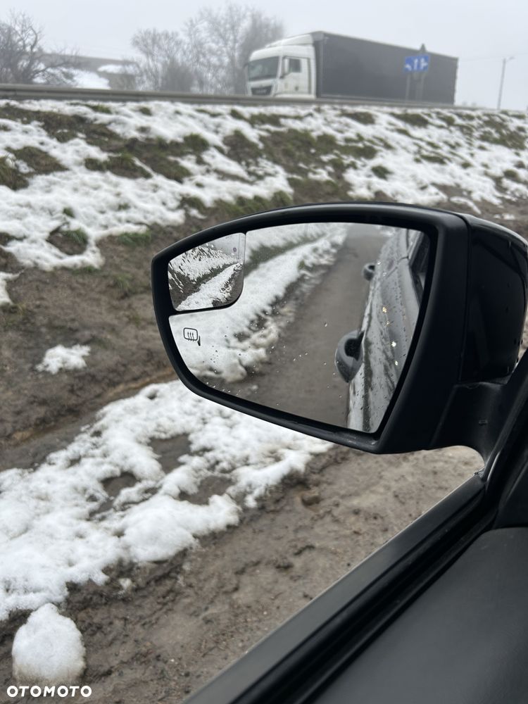 Ford Focus 2.0 EcoBoost ST - 27