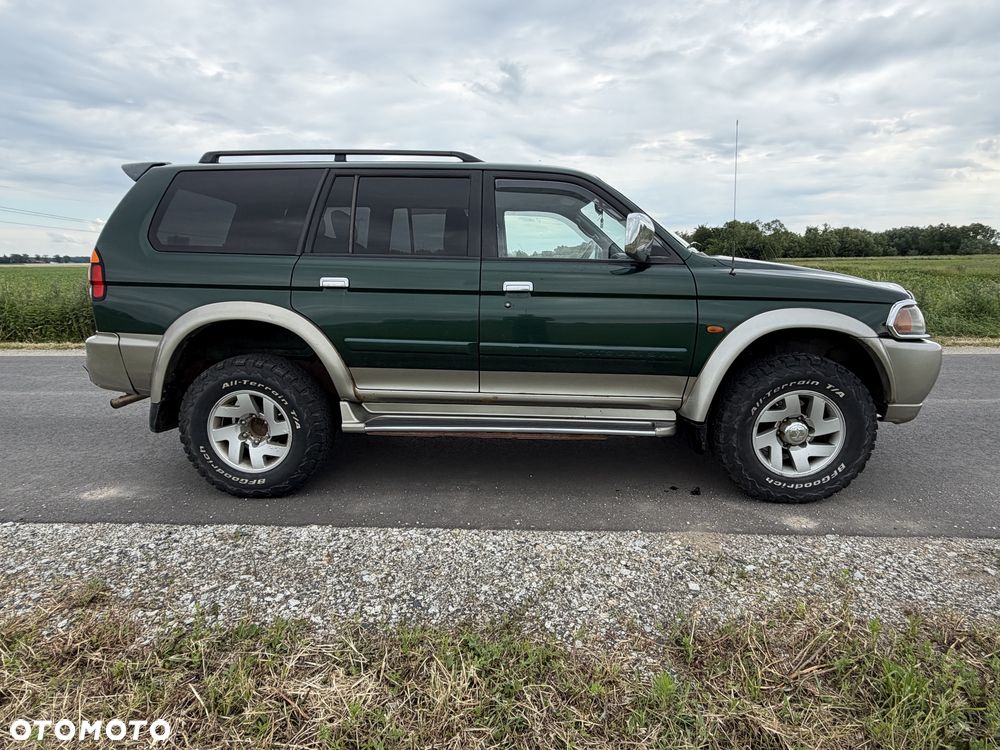 Mitsubishi Pajero Sport - 7
