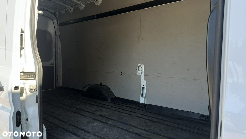 Ford Transit - 13
