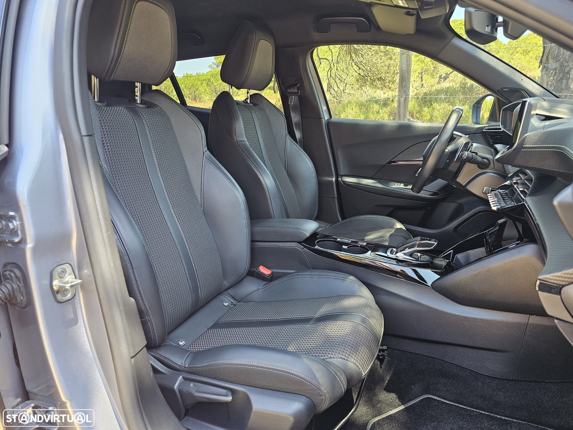 Peugeot 2008 1.5 BlueHDi GT Line EAT8 - 13