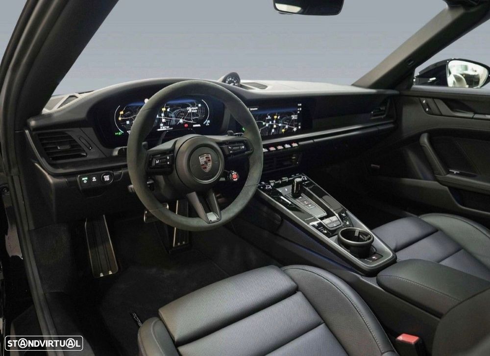 Porsche 911 (992) 2026 photo 4