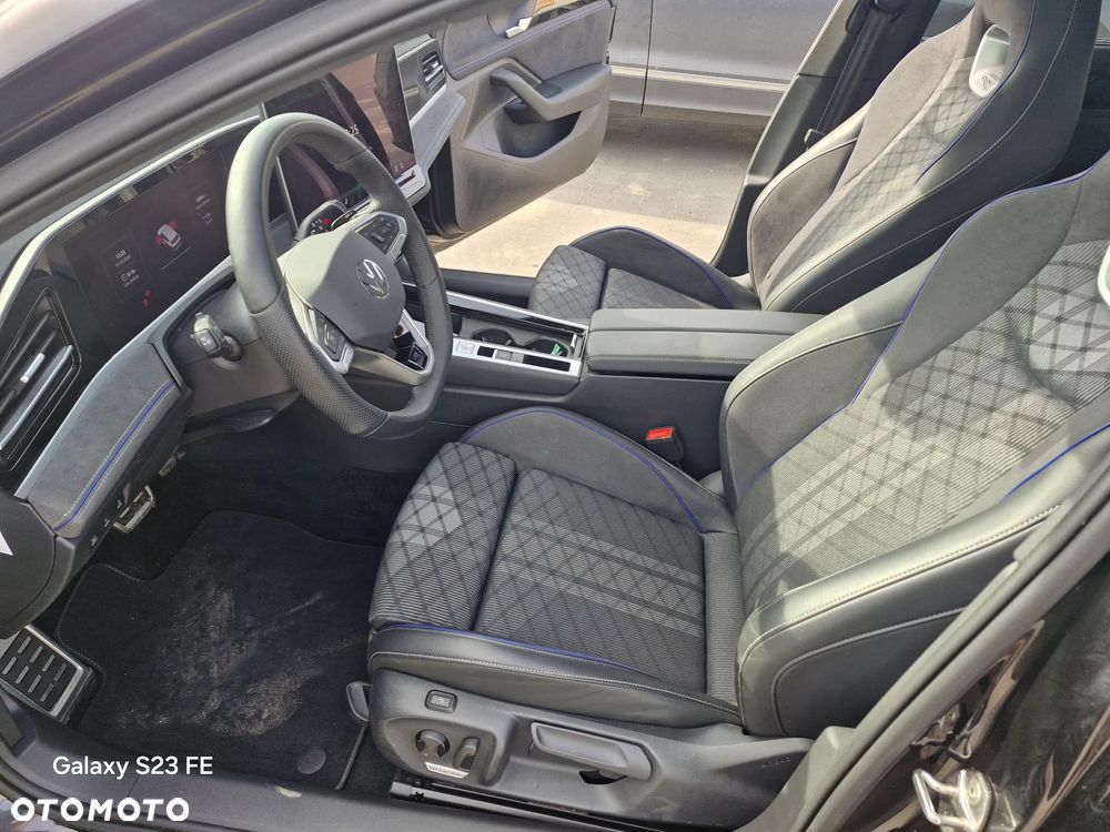 Volkswagen Passat - 26