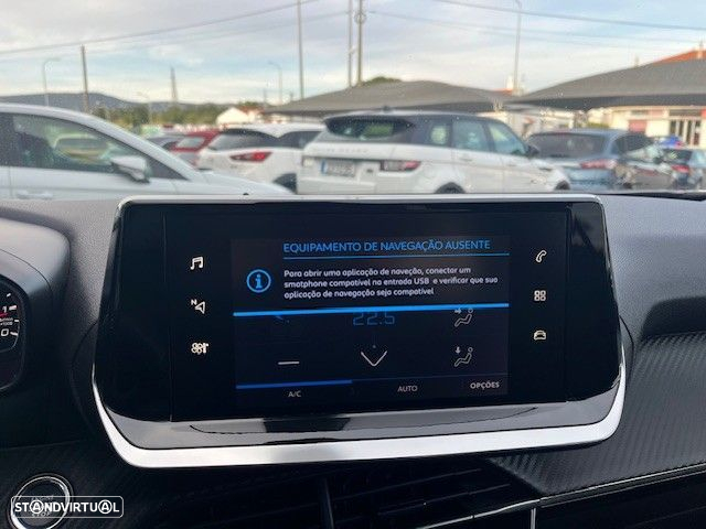 Peugeot 2008 1.2 PureTech Allure Pack - 26