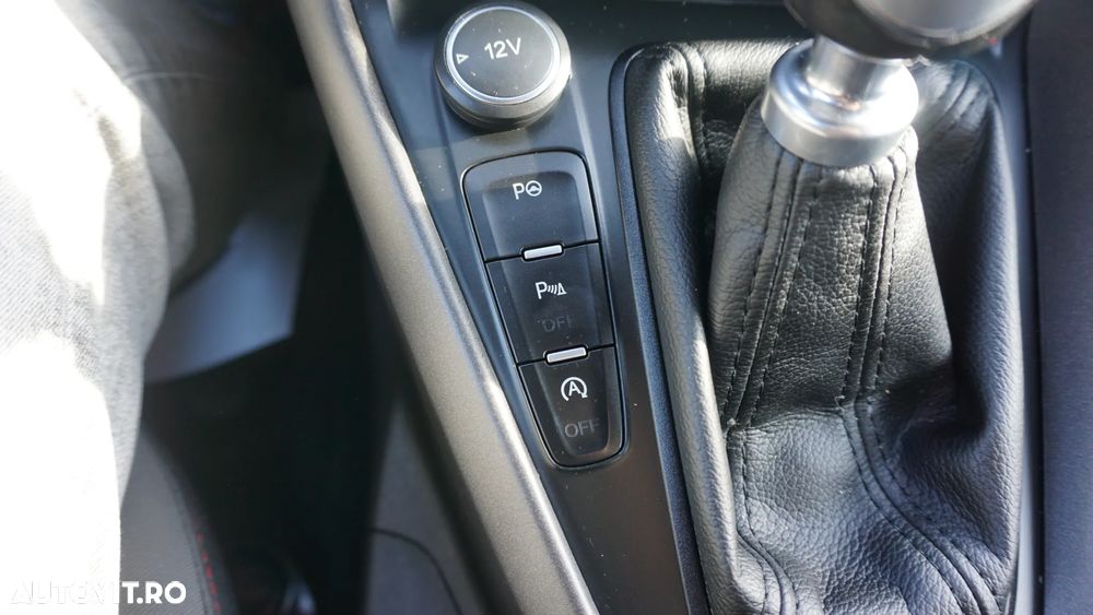 Ford Focus 1.0 EcoBoost Start-Stopp-System ST-LINE DESIGN - 28