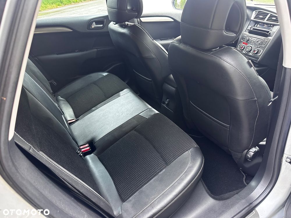 Citroën C4 VTi 120 Exclusive - 22