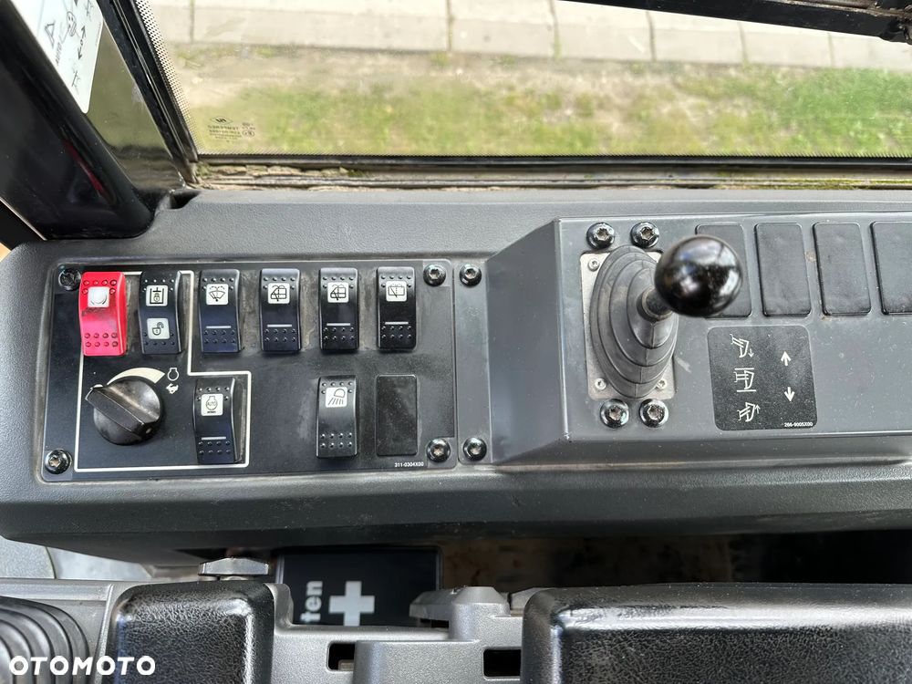 Caterpillar CAT D4 K LGP 9100 Mth - 10