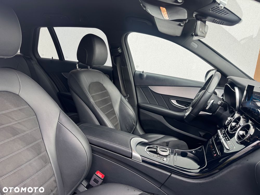 Mercedes-Benz Klasa C 200 d 9G-TRONIC AMG Line - 22