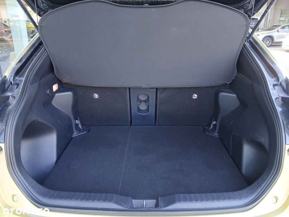 Toyota Yaris Cross Hybrid 1.5 Adventure - 36