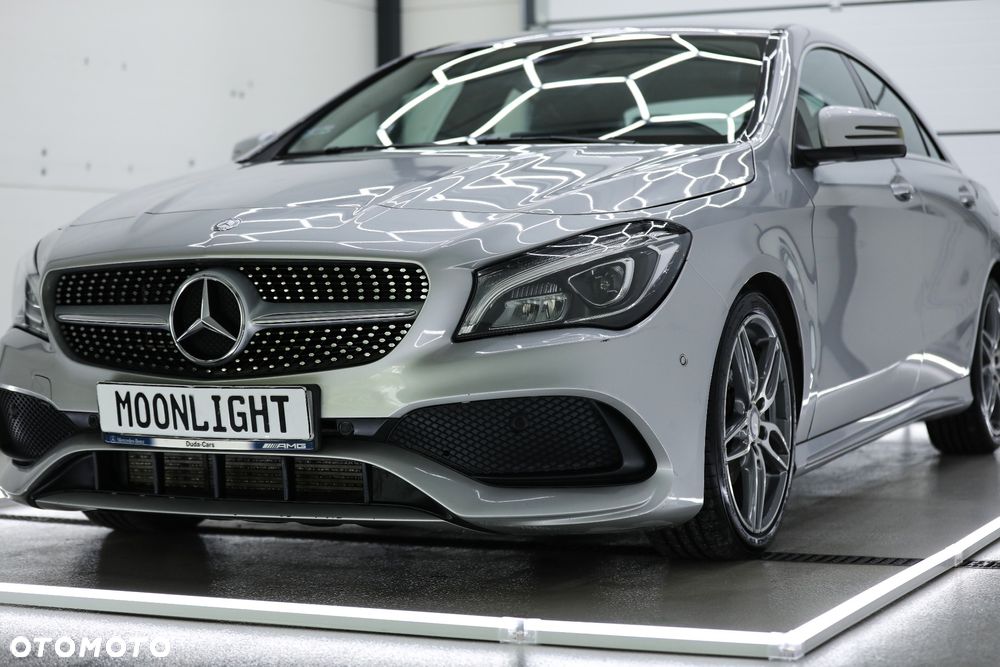 Mercedes-Benz CLA 200 7G-DCT AMG Line - 3