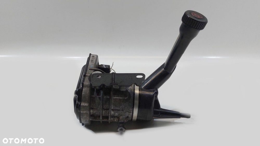 pompa wspomagania citroen c4 picassi i 08r 9685051580 - 3