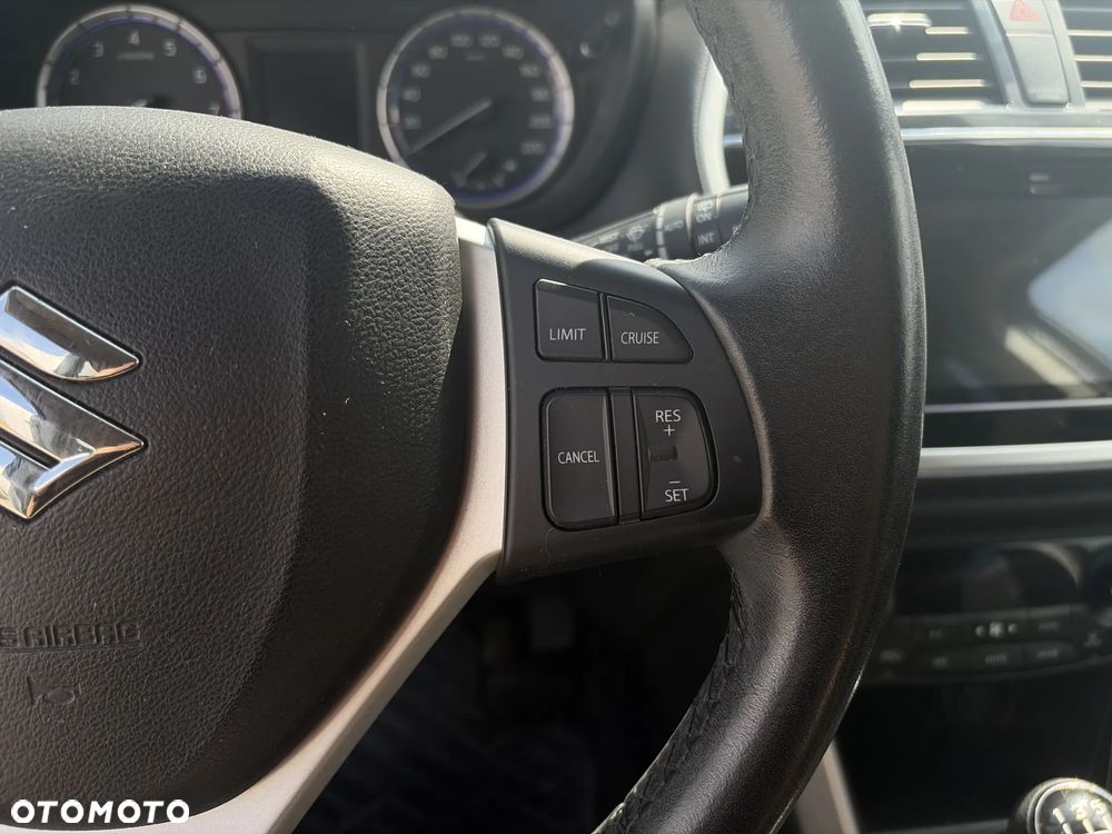 Suzuki SX4 - 25