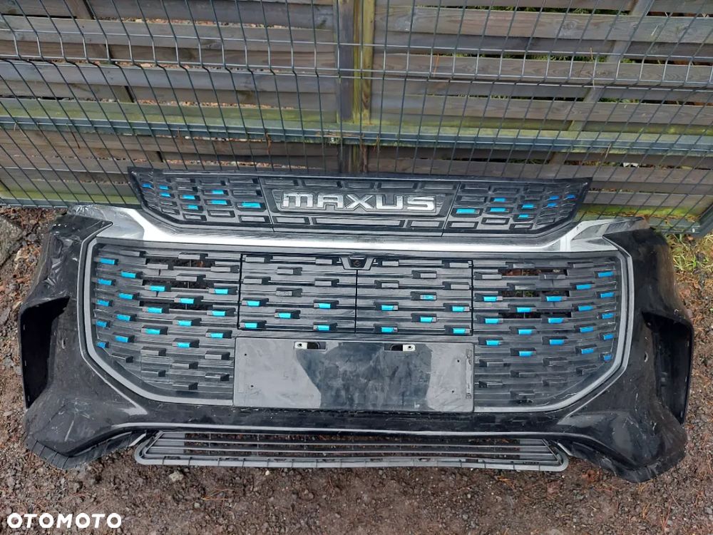 Maxus euniq 5 zderzak przód grill - 1