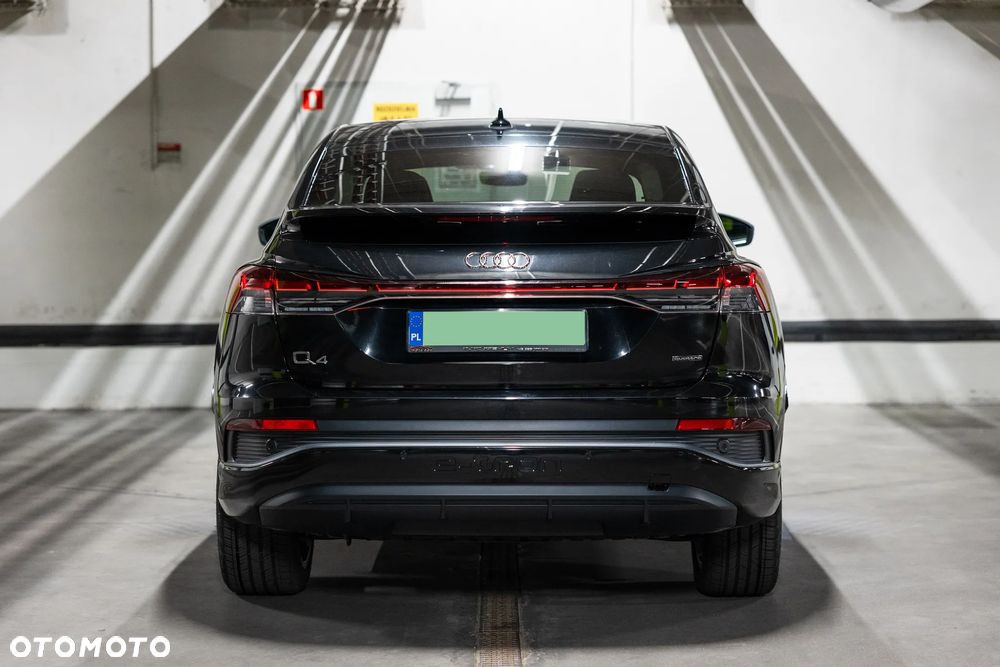 Audi Q4 e-tron 50 77kWh Quattro S Line - 8