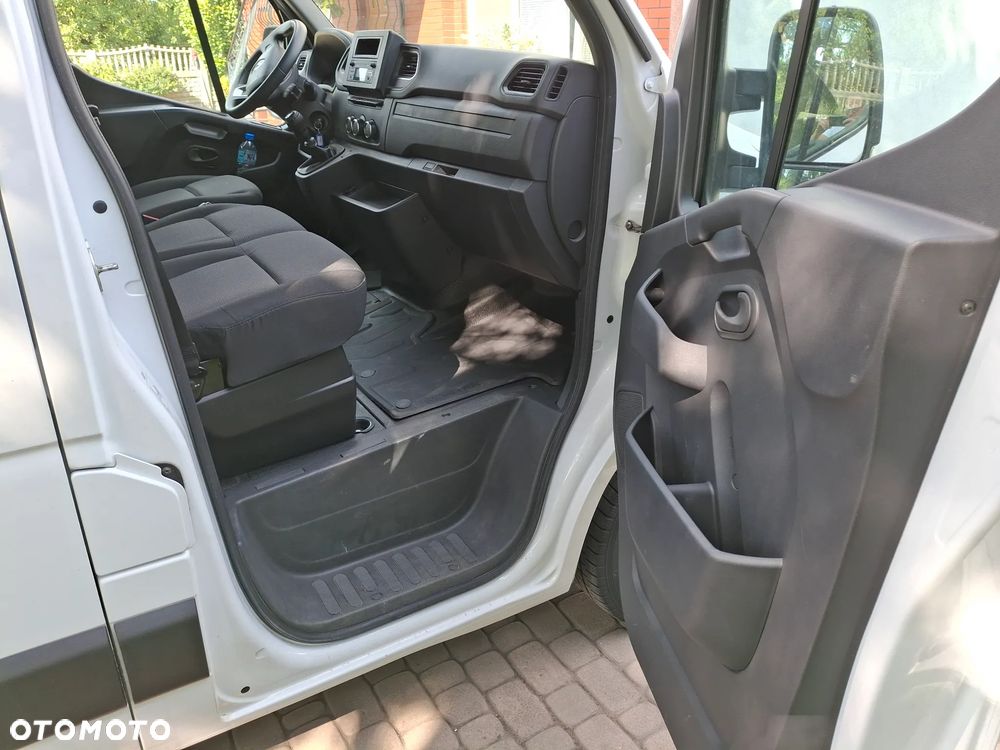 Renault Master 2.3 dci  136 KM L2H2 Salon PL - 18