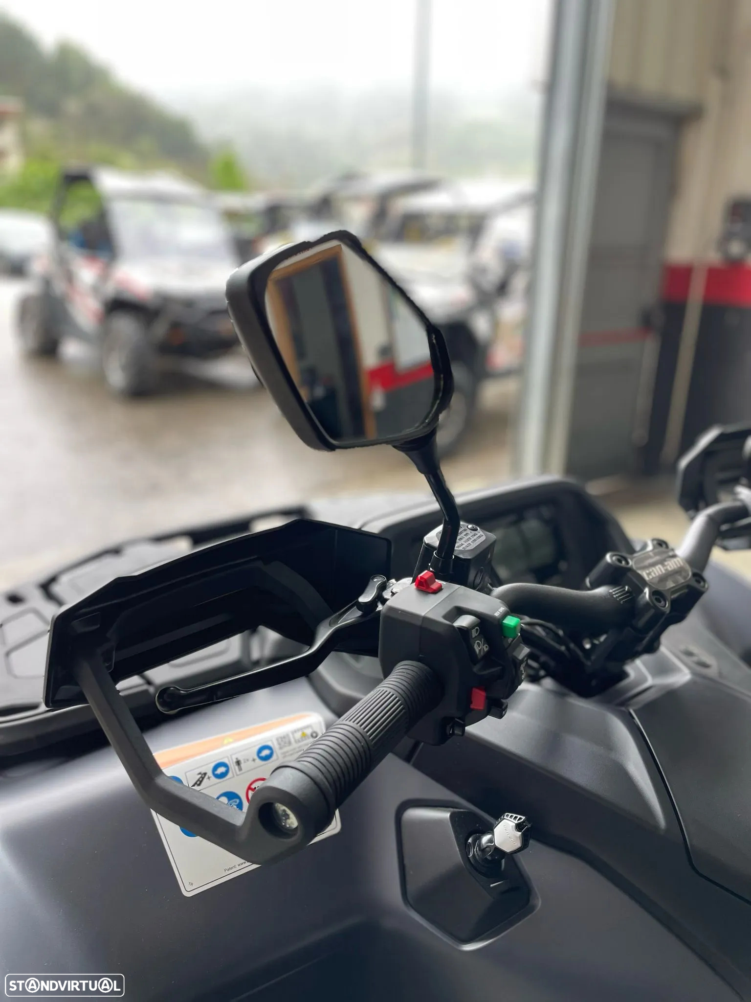 Can-Am Outlander Max 1000 XT-P (NOVA) - 19