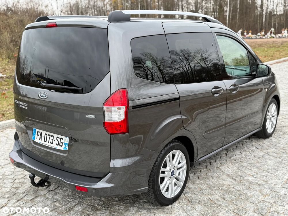 Ford Tourneo Courier 1.0 EcoBoost S&S Titanium - 13
