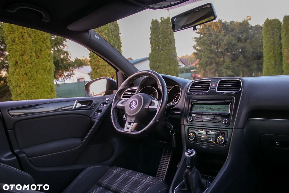 Volkswagen Golf 2.0 TDI DPF GTD - 34