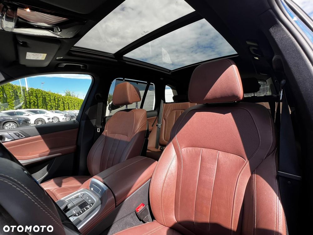 BMW X5 xDrive45e - 10