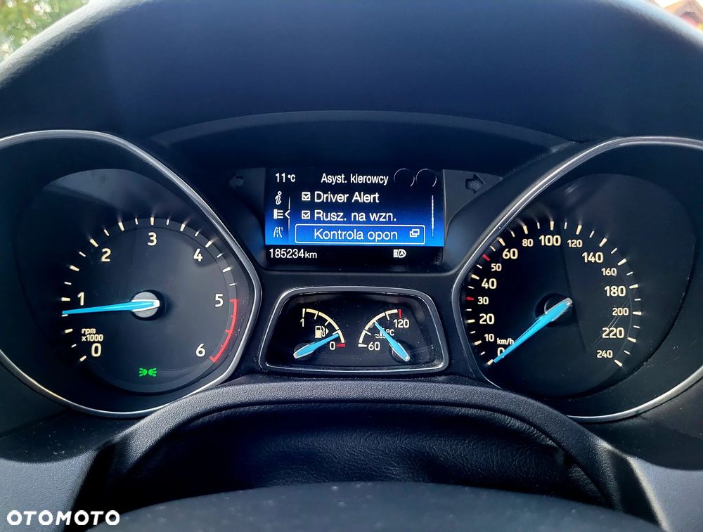 Ford Focus 1.5 TDCi Titanium ASS - 32
