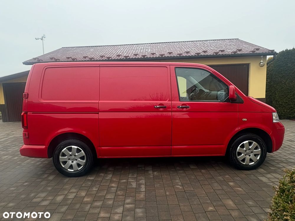 Volkswagen Transporter T5 - 2