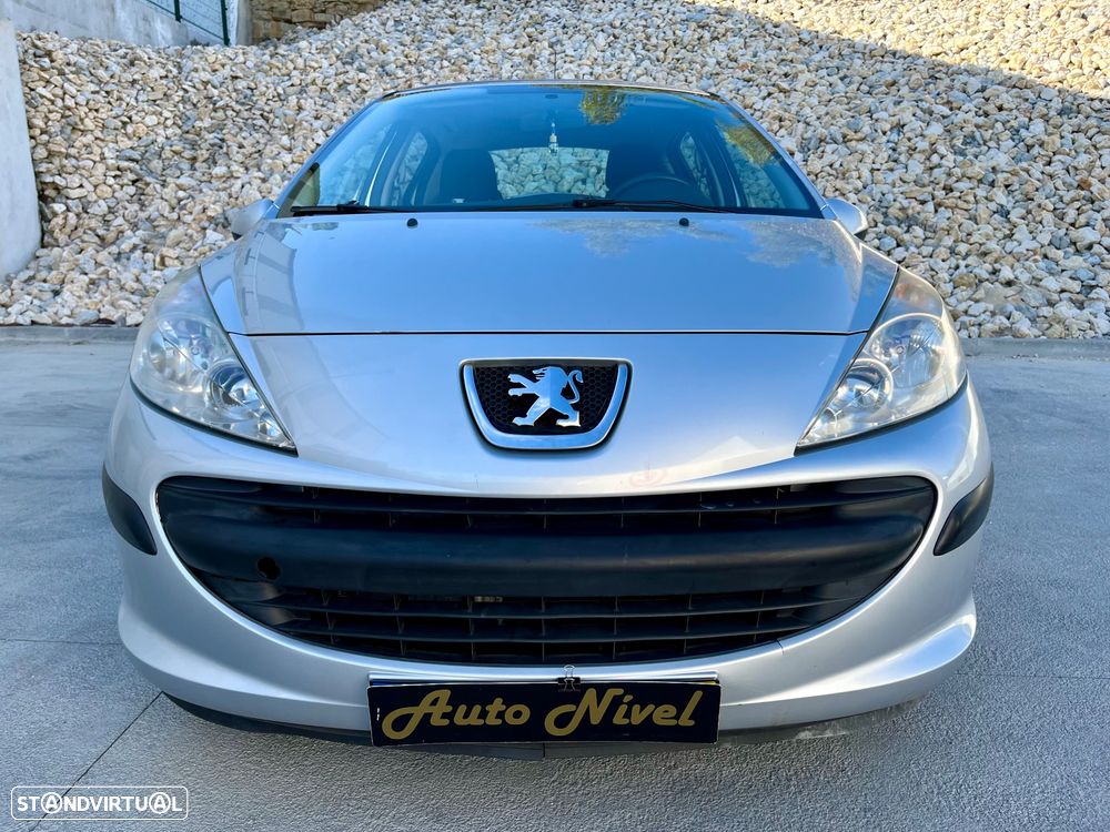 Peugeot 207 1.4 16V Trendy - 2