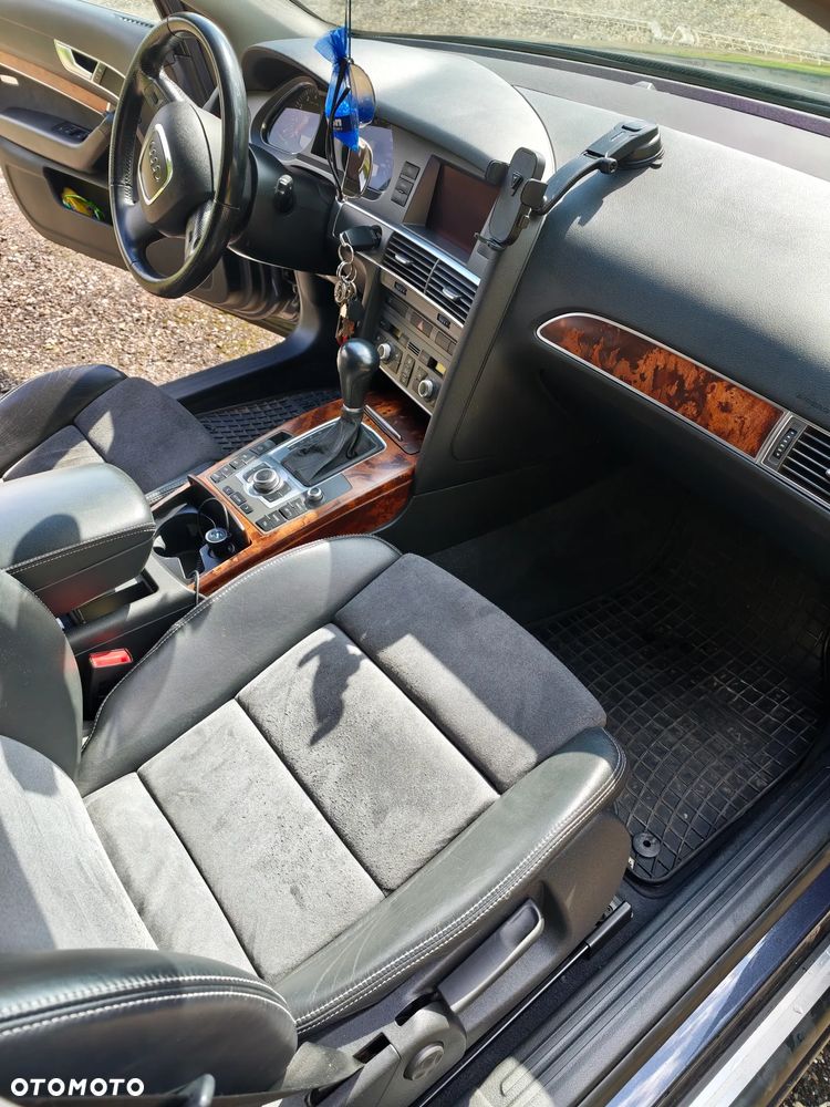 Audi A6 Avant - 16