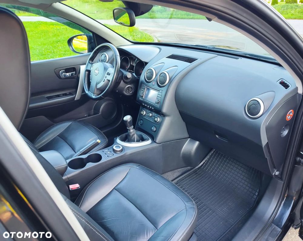 Nissan Qashqai 2.0 4x4 Tekna - 24