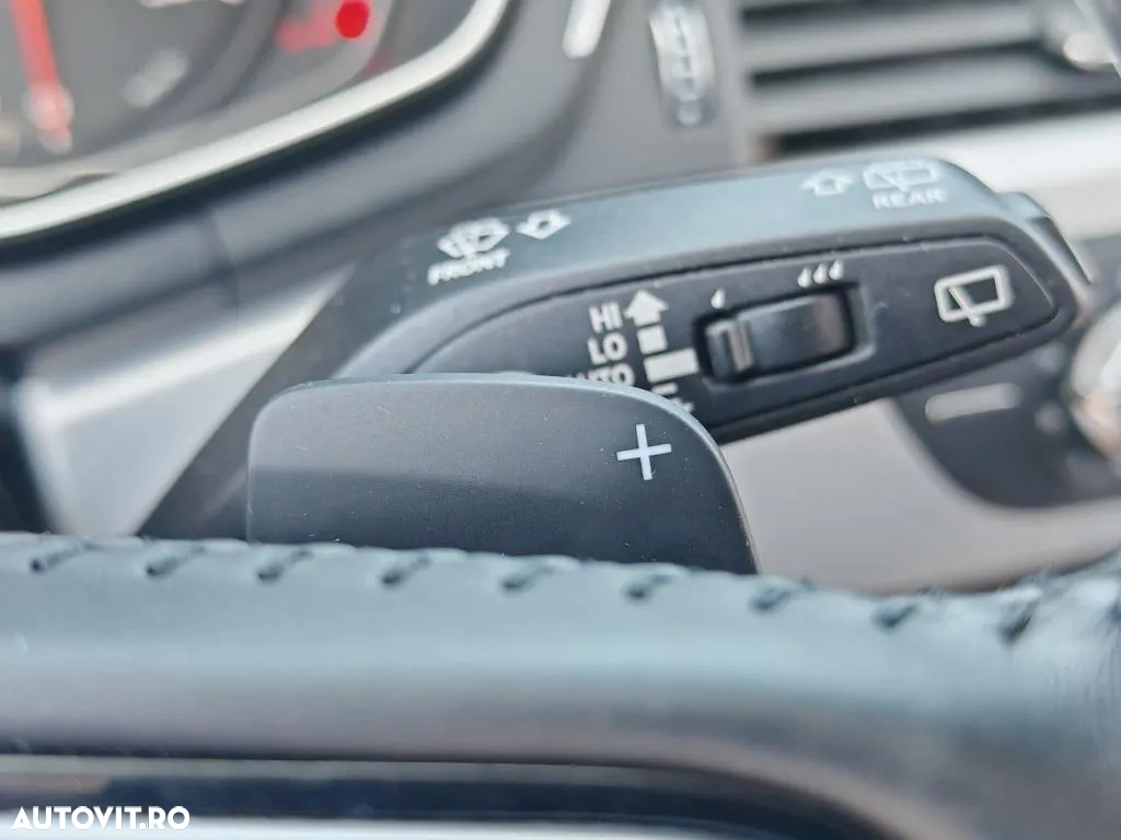 Audi A4 2.0 TDI ultra S tronic design - 30
