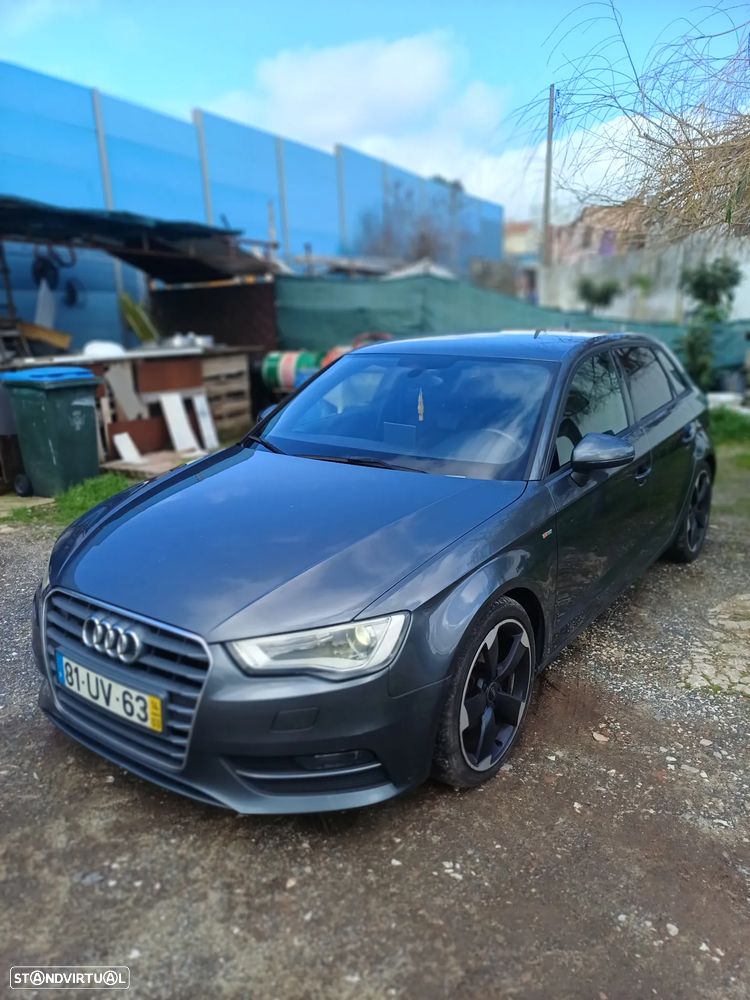 Audi A3 Sportback 1.6 TDI S-line - 2