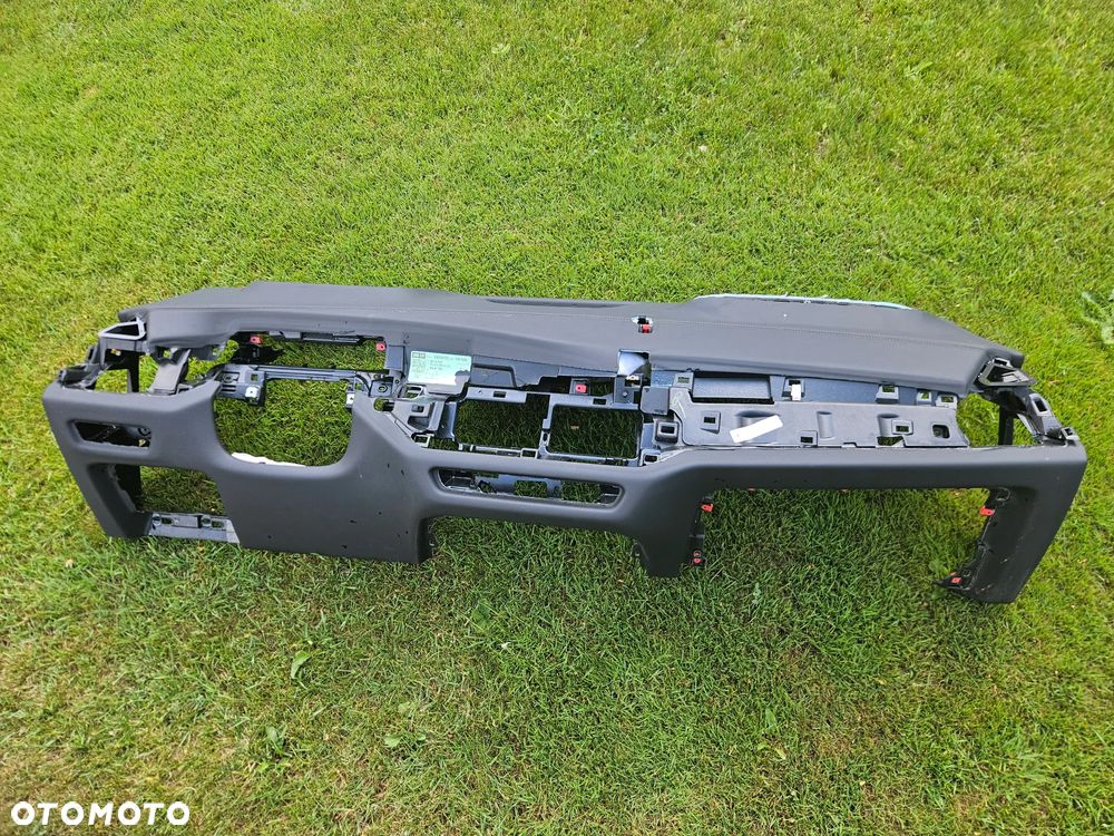 BMW X6 G05 G06 G07 DESKA ROZDZIELCZA