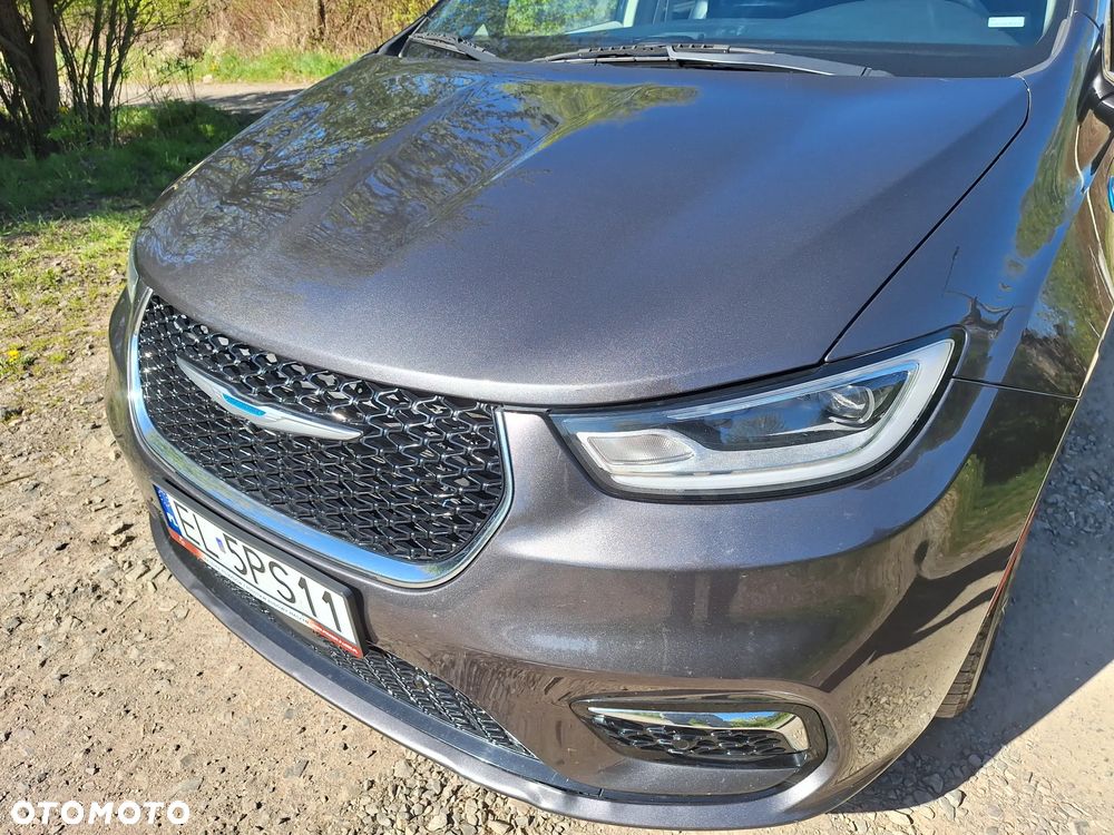 Chrysler Pacifica - 6