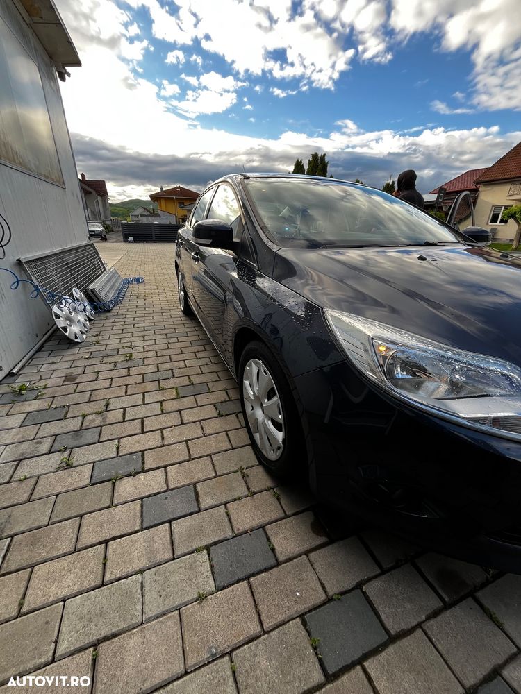 Ford Focus 1.0 EcoBoost Start Stop Trend - 8