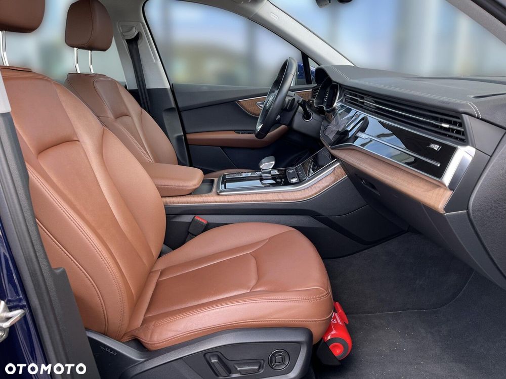 Audi Q7 - 15