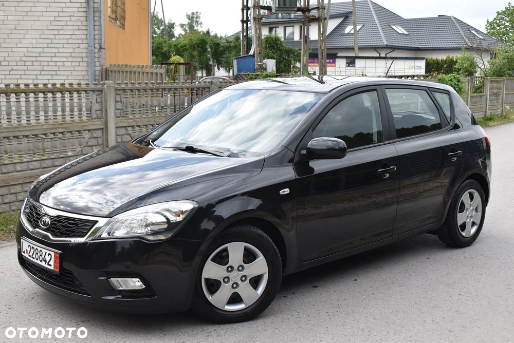 Kia Ceed - 2