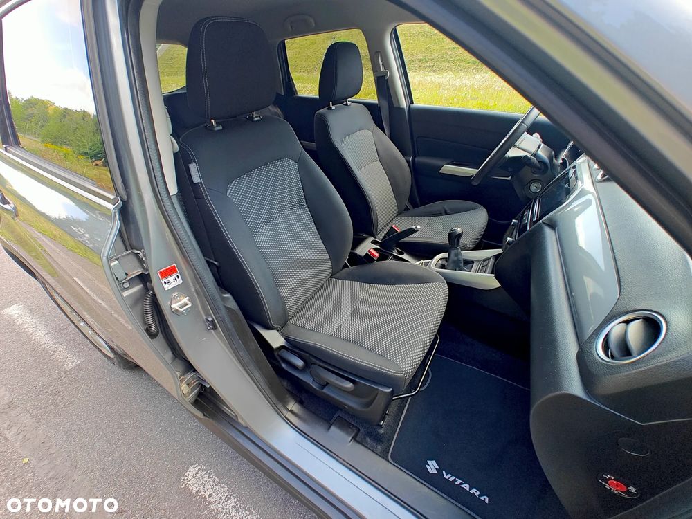 Suzuki Vitara - 22
