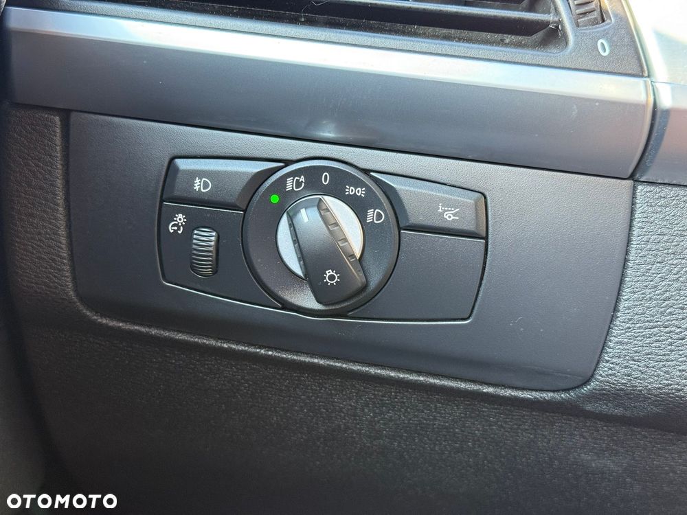 BMW X5 3.5i xDrive - 36