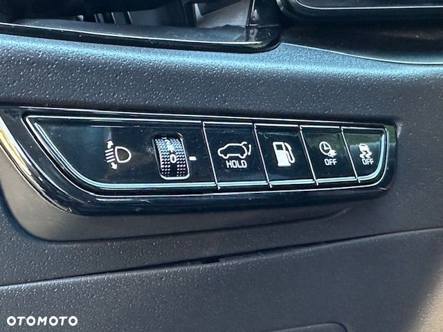 Kia Niro 1.6 GDI Plug-In Hybrid Business Line - 32
