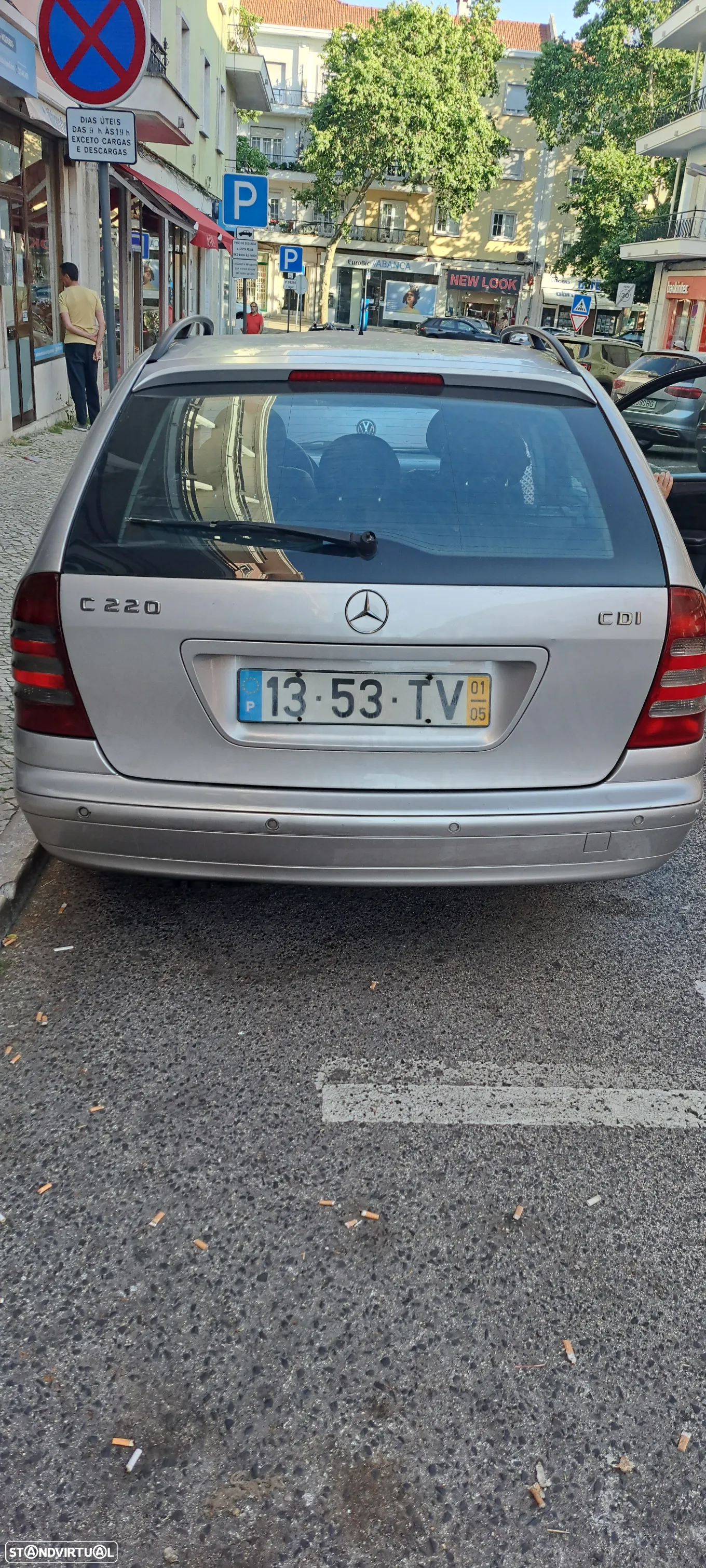 Mercedes-Benz 220 - 2