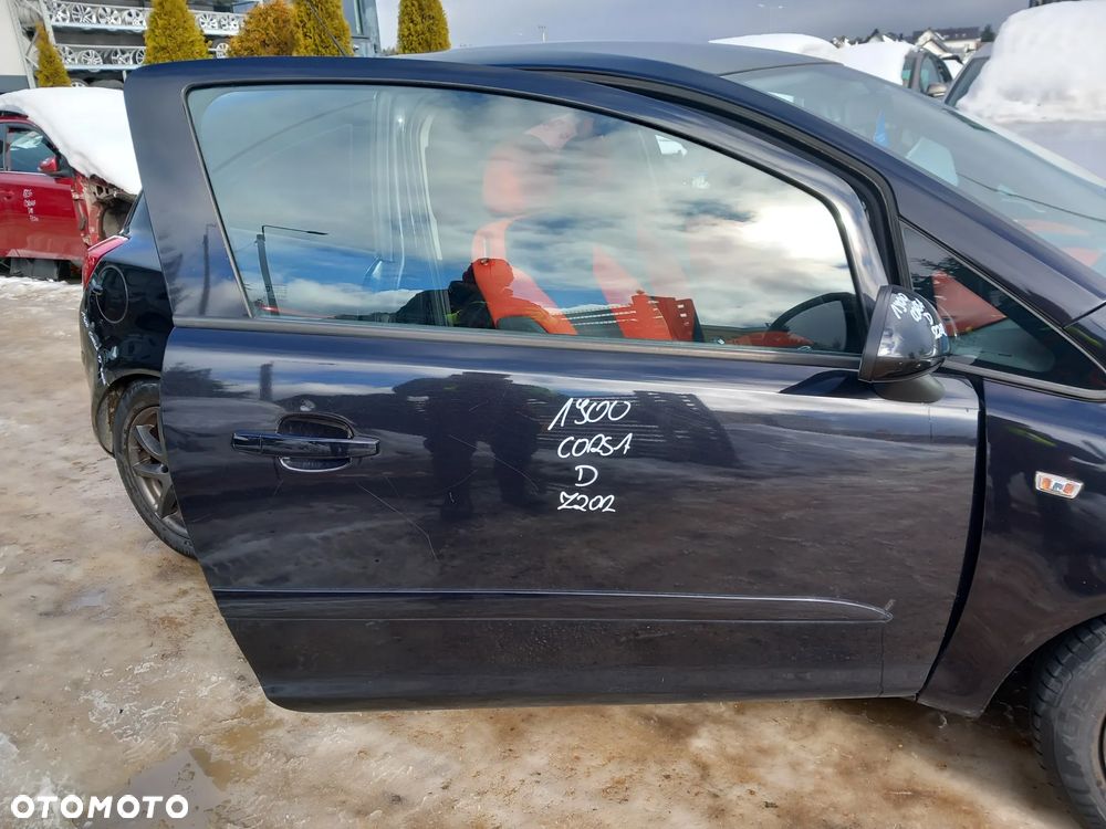 OPEL CORSA D DRZWI PRAWE PRZEDNIE PRAWY PRZÓD 3 DRZWI KOLOR: Z20R - 1