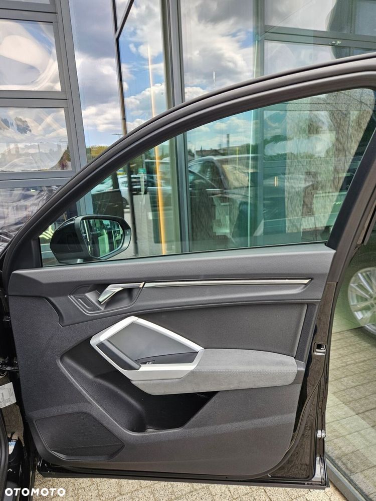 Audi Q3 - 36
