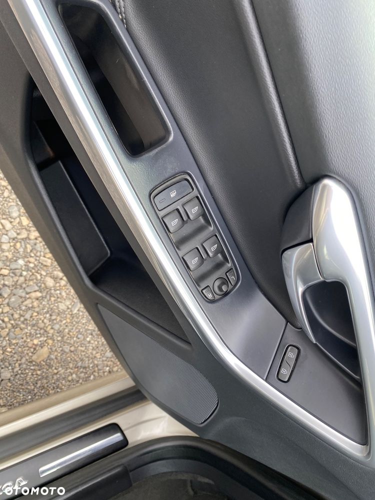 Volvo XC 60 D3 Kinetic - 22