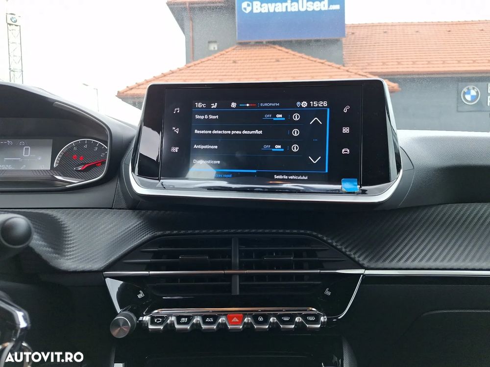 Peugeot 208 1.2L PureTech 75 S&S BVM5 Active - 9