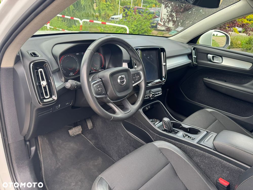 Volvo XC 40 - 12